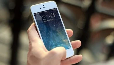 smūgiui atsparūs išmanieji telefonai